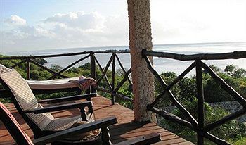 Tijara Beach Hotel Mombasa Exterior photo